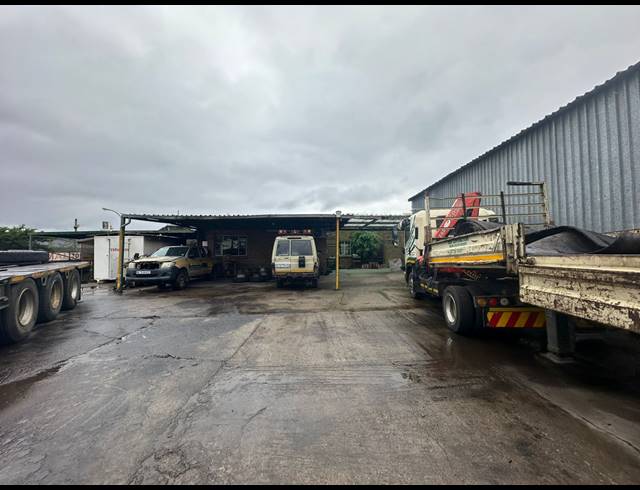 800M² WAREHOUSE TO LET IN CHLOORKOP